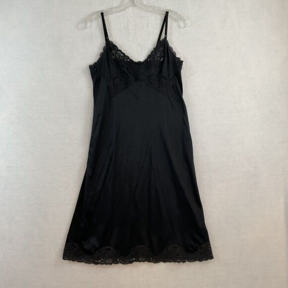 Vanity Fair Other - Vanity Fair Black Nylon Lace Full Slip Womens Size 34 Adjustable Straps Made USA